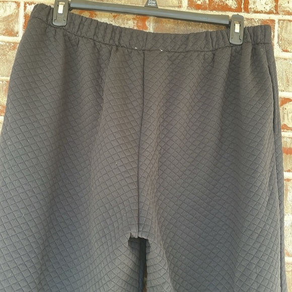 Lovely Melody Black Quilted Sweat Pants - Picture 4 of 6